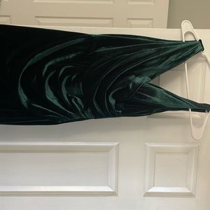 Revelry classic emerald 614 velvet dress Dawson